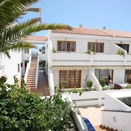 Apartahotel Moderno Estudio Con Terraza Y Piscina En Costa Adeje (Tenerife)