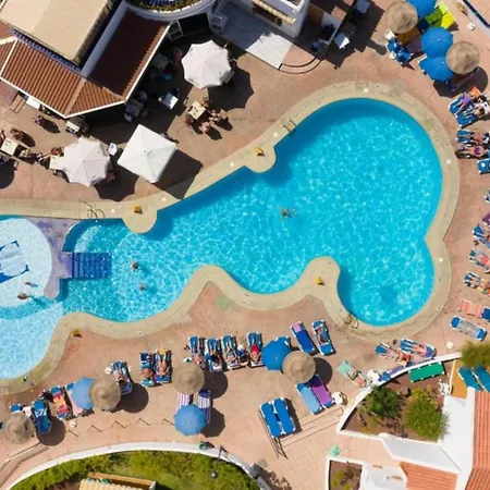 Moderno Estudio Con Terraza Y Piscina En Apartmanhotel